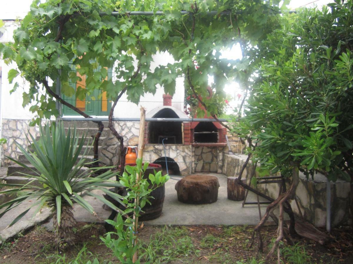 Apartmani Gero Lopar Luaran gambar